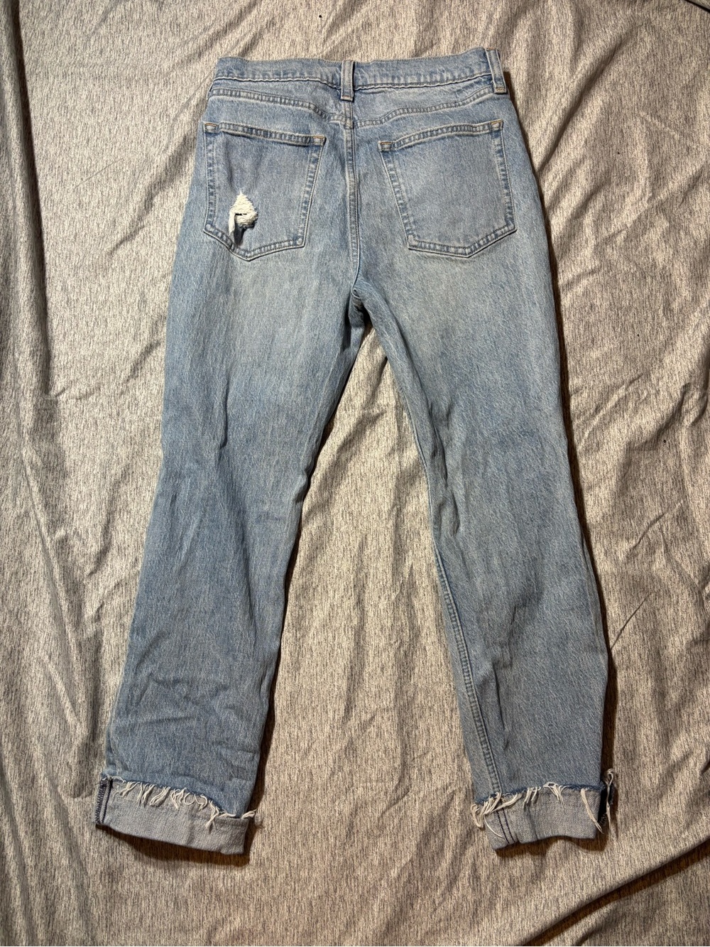 GAP Light Blue Distressed Cheeky Straight Hi Rise Jeans - Picture 2 of 3